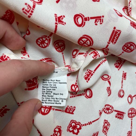 Russ Vintage 1980s Retro Union Made White Red Key‎ Size M - Picture 9 of 10